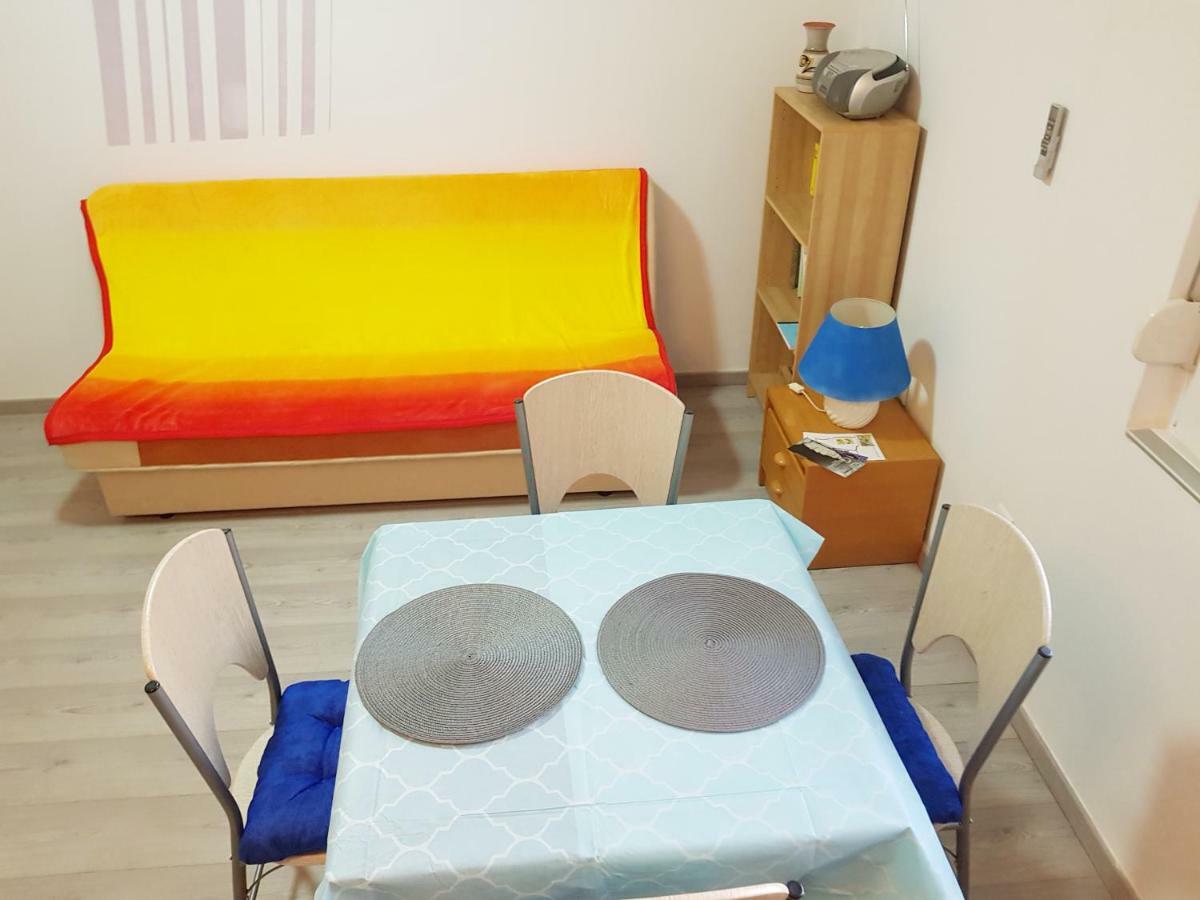 Apartment Brigitte Vrsi Extérieur photo