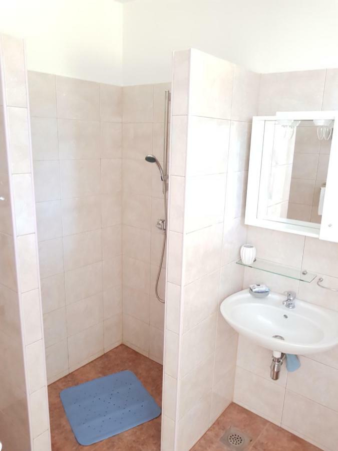 Apartment Brigitte Vrsi Extérieur photo